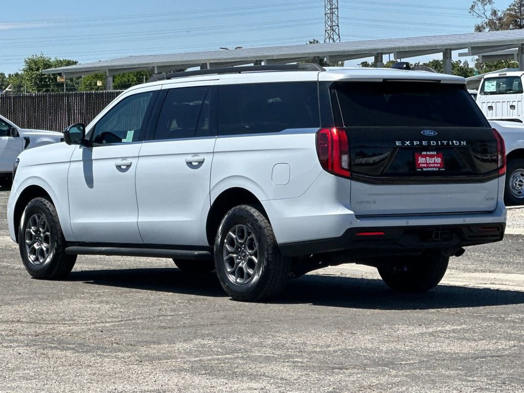 Certified 2025 Ford Expedition Max Active RWD image 5