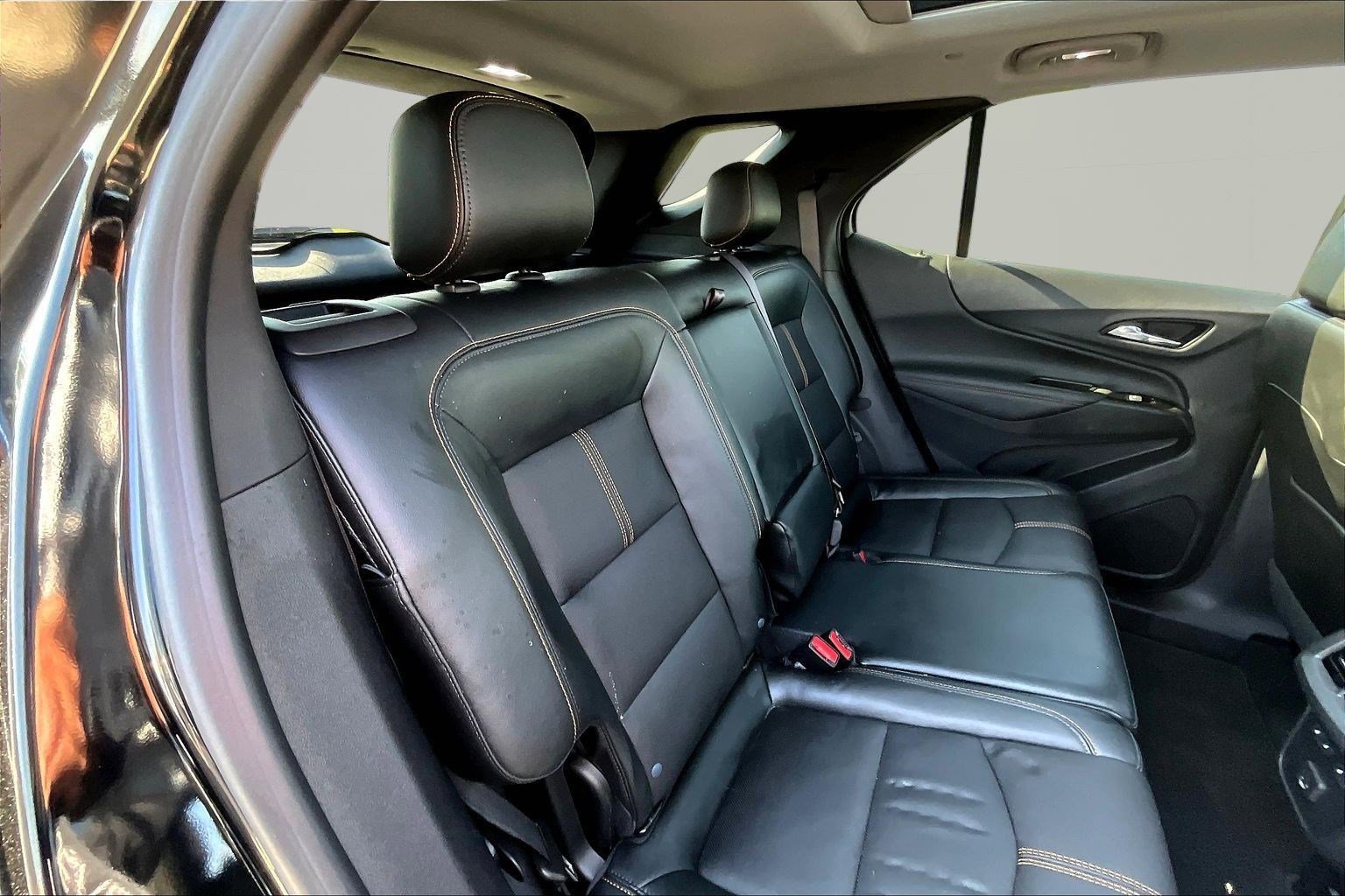 Used 2023 Chevrolet Equinox Premier AWD/4WD image 25