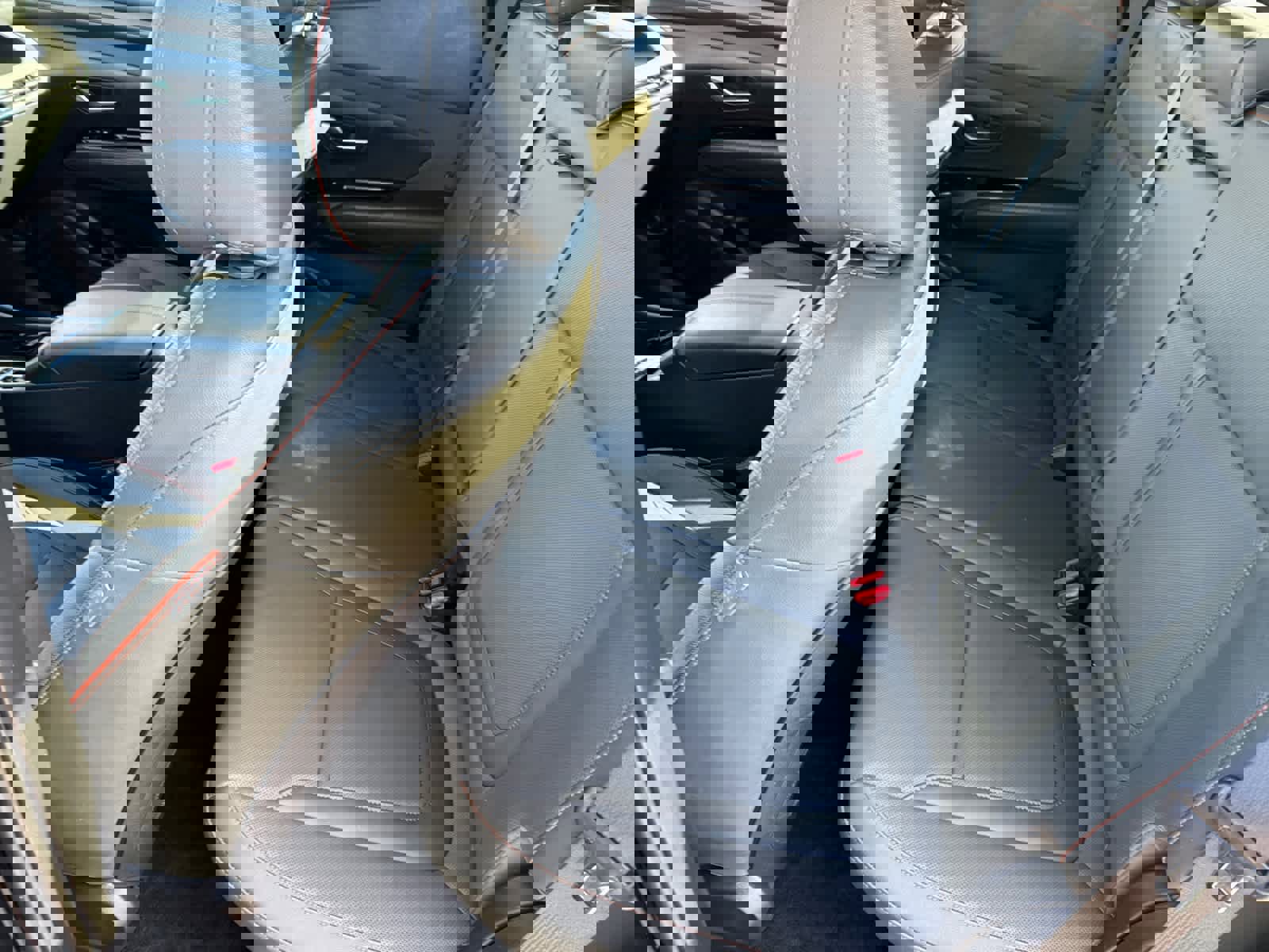 Certified 2025 Hyundai Santa Cruz Limited image 11