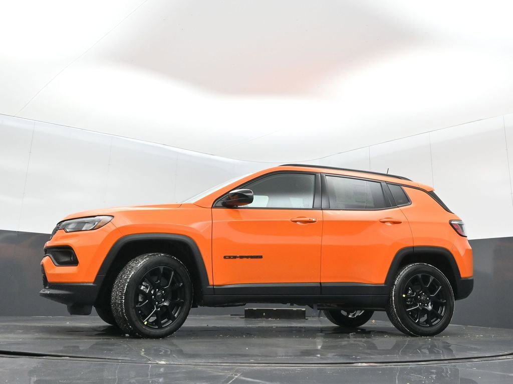 New 2026 Jeep Compass Latitude image 31