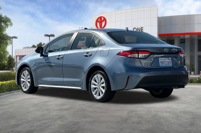 Used 2026 Toyota Corolla LE w/ LE Premium Package FWD image 7