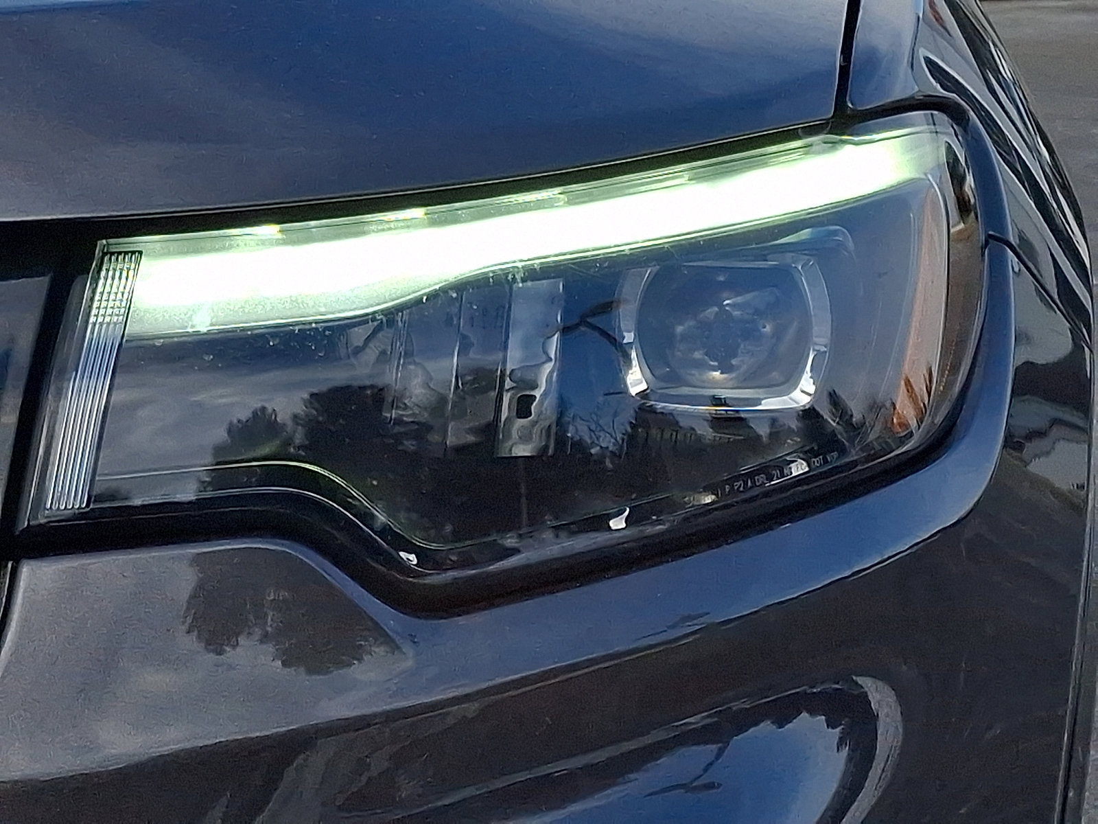 Certified 2023 Jeep Compass Limited w/ Elite Group image 9