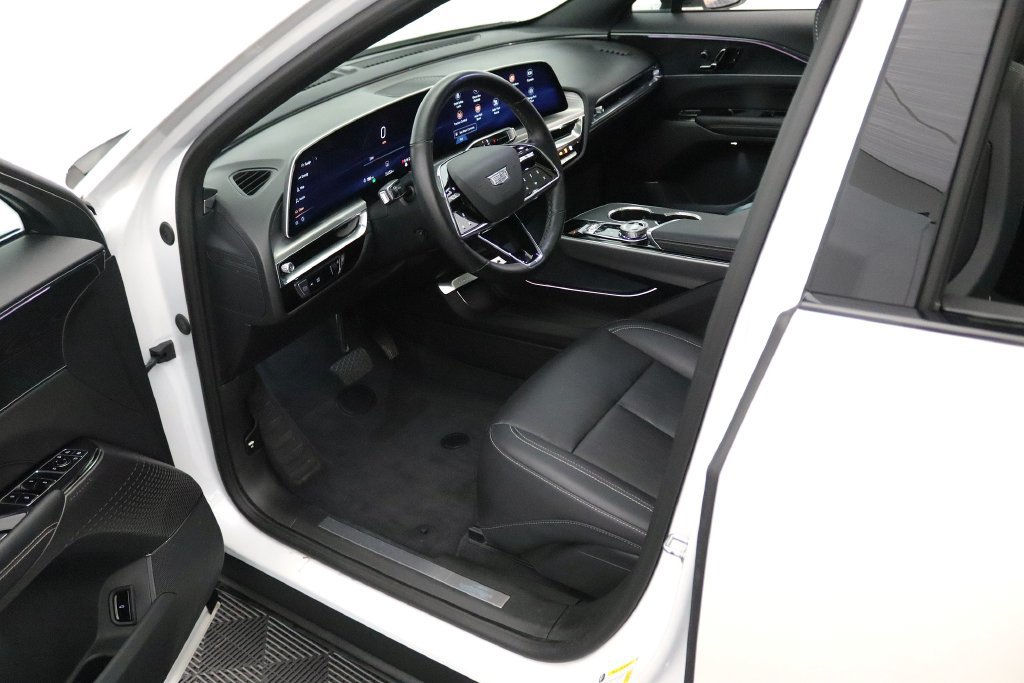 Certified 2024 Cadillac Lyriq Sport AWD/4WD image 22