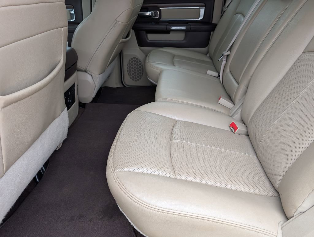 Used 2018 RAM 3500 Laramie image 10