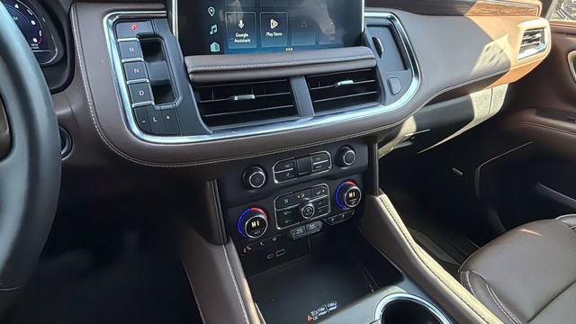 Certified 2023 Chevrolet Suburban High Country image 14