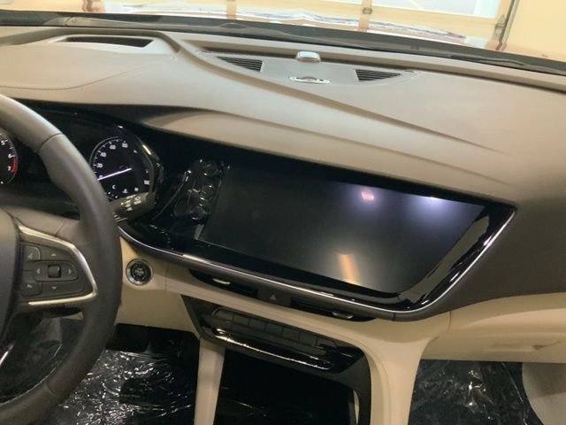 Used 2023 Buick Envision Avenir image 26
