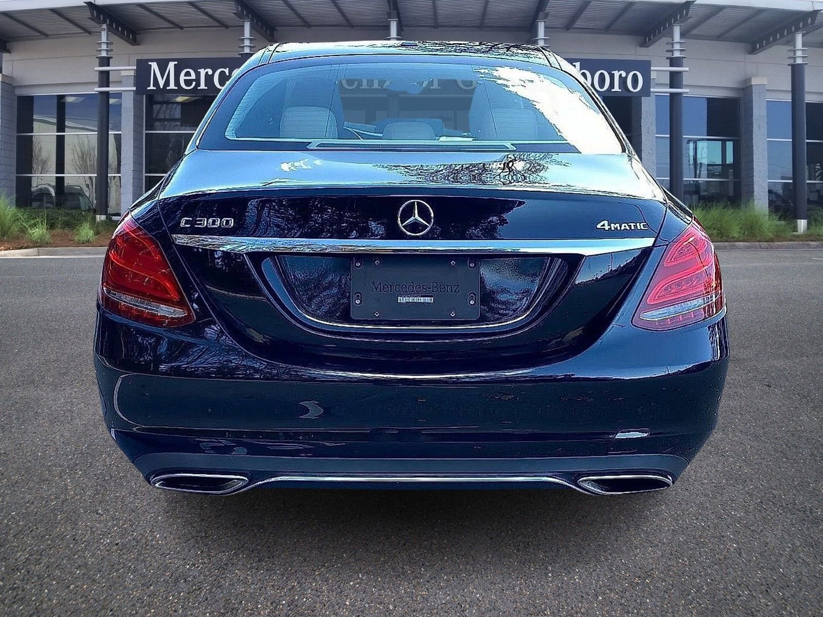 Used 2018 Mercedes-Benz C 300 4MATIC Sedan image 6