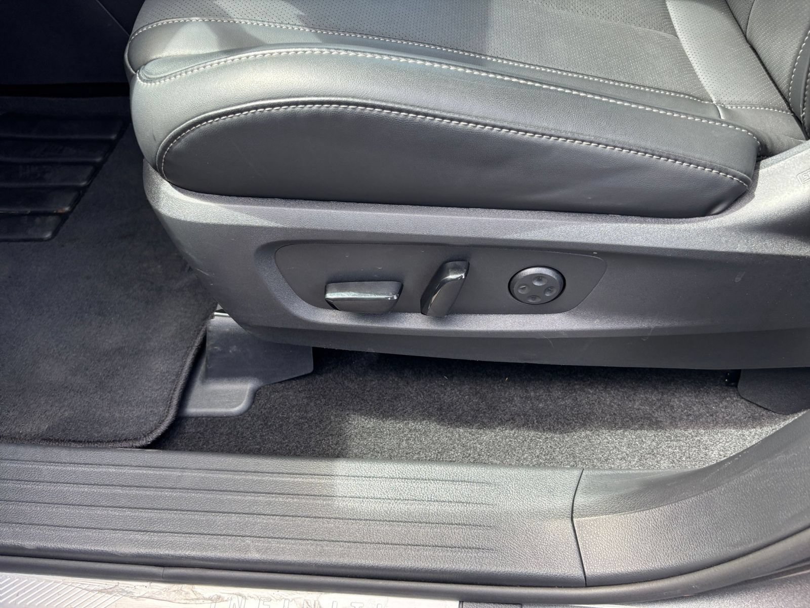 Used 2026 INFINITI QX60 Luxe AWD/4WD image 23