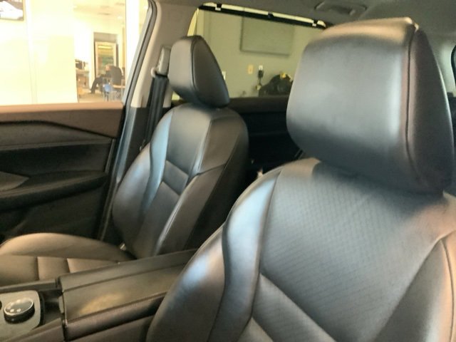 Used 2023 Nissan Rogue SV w/ SV Premium B Package image 13