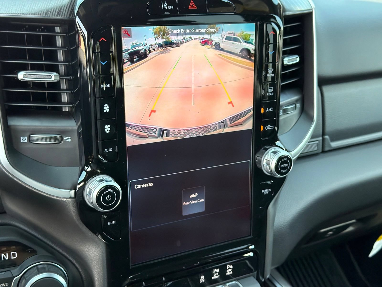 New 2027 RAM 1500 4x4 Crew Cab image 22