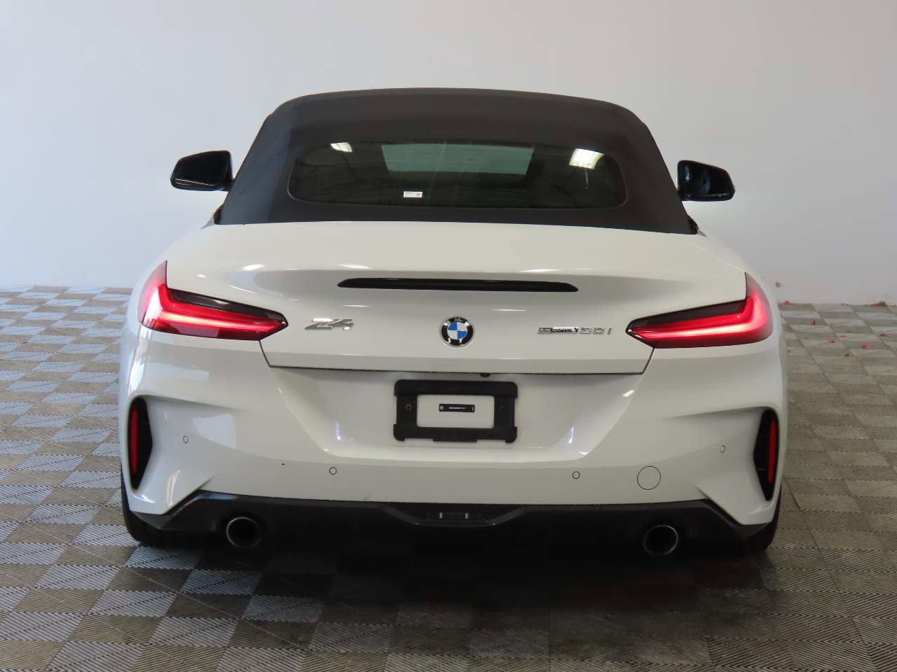 Used 2025 BMW Z4 sDrive30i image 4
