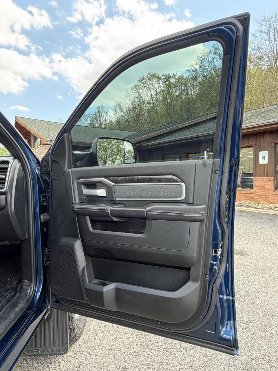 Used 2022 RAM 2500 Big Horn w/ Level 1 Equipment Group AWD/4WD image 45