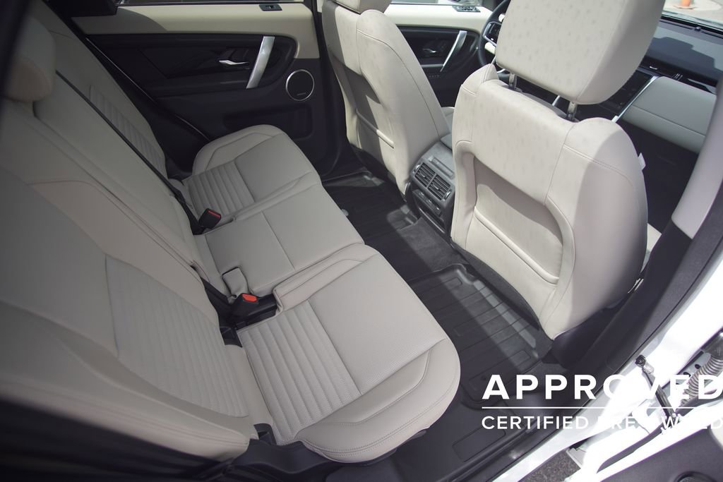 Used 2025 Land Rover Discovery Sport S image 26