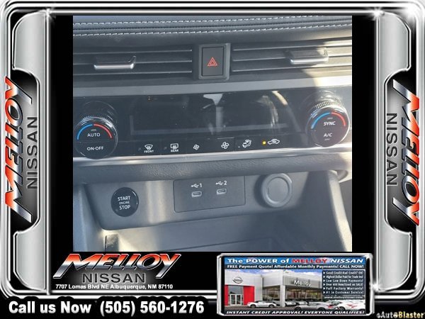 Used 2025 Nissan Rogue SV image 24