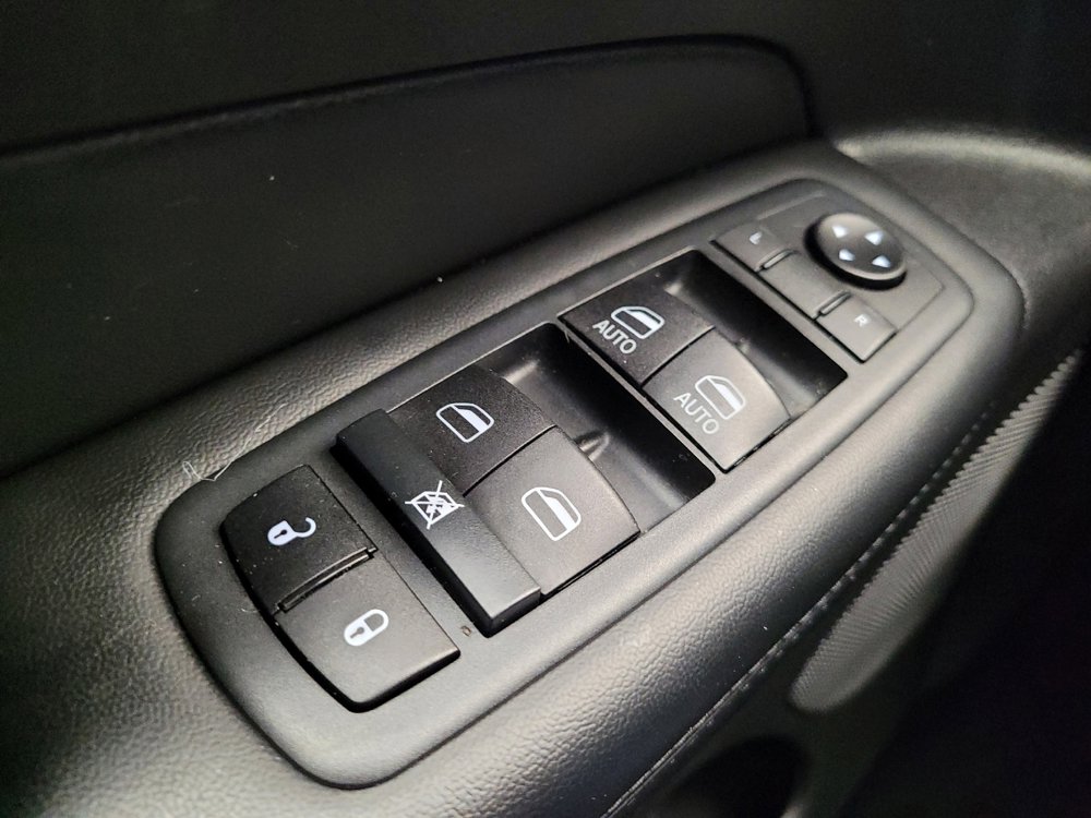 Used 2020 Jeep Grand Cherokee Limited X image 27