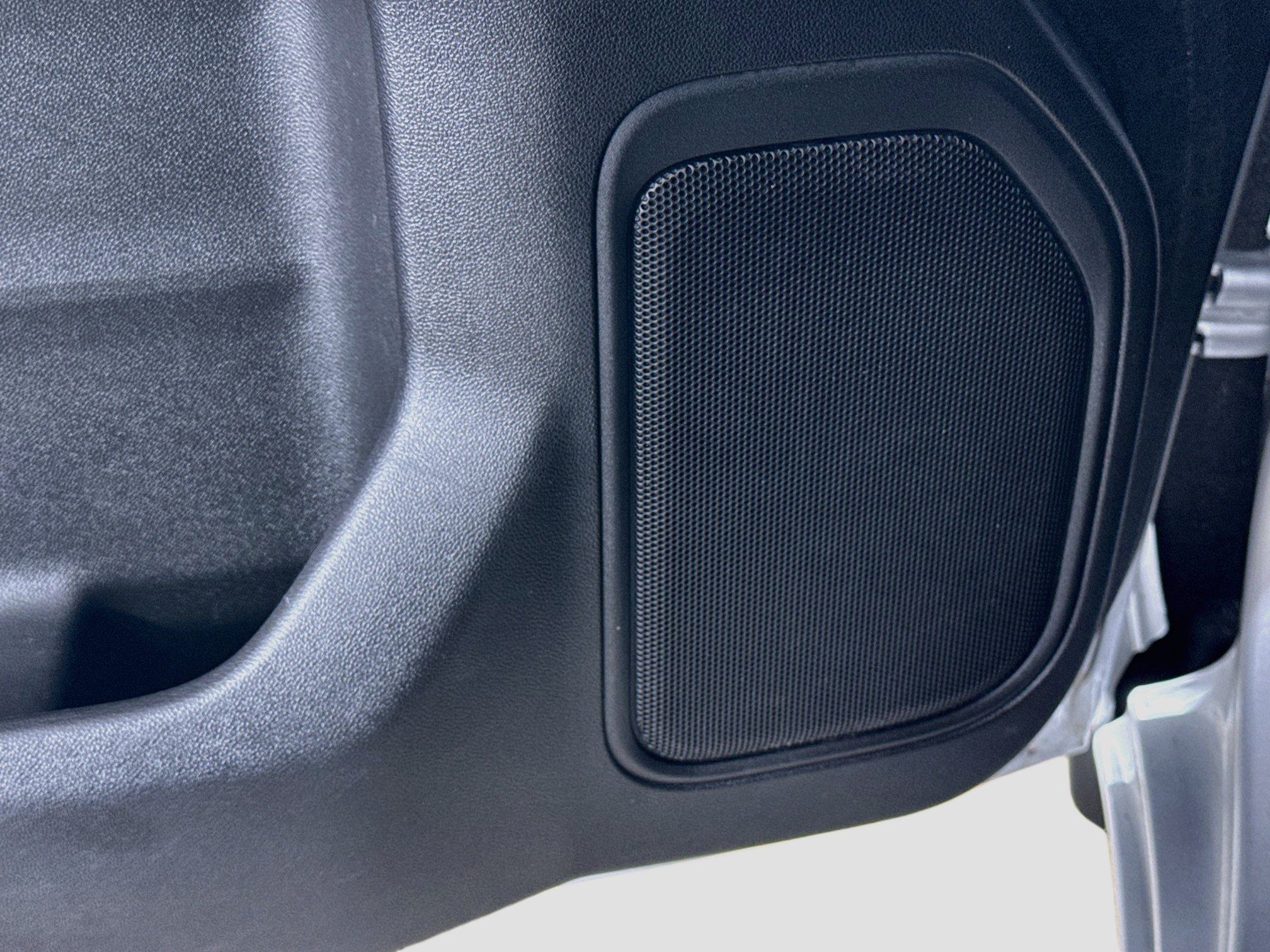 Used 2022 Chevrolet Silverado 1500 Custom RWD image 21