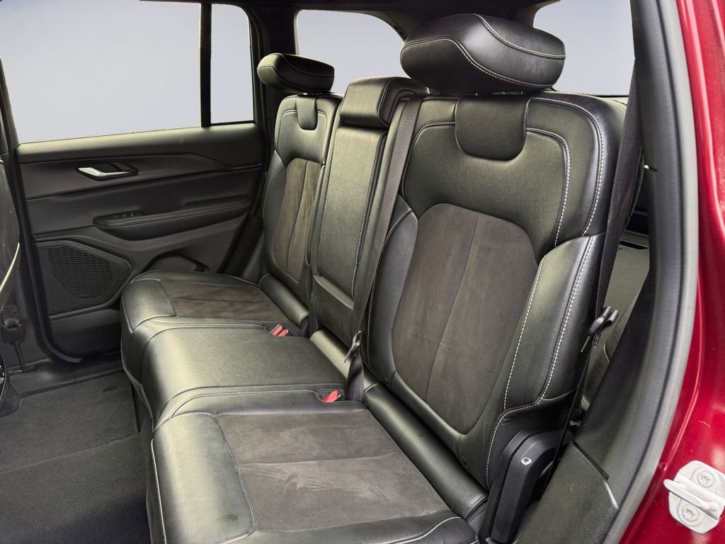 Certified 2023 Jeep Grand Cherokee Altitude image 19