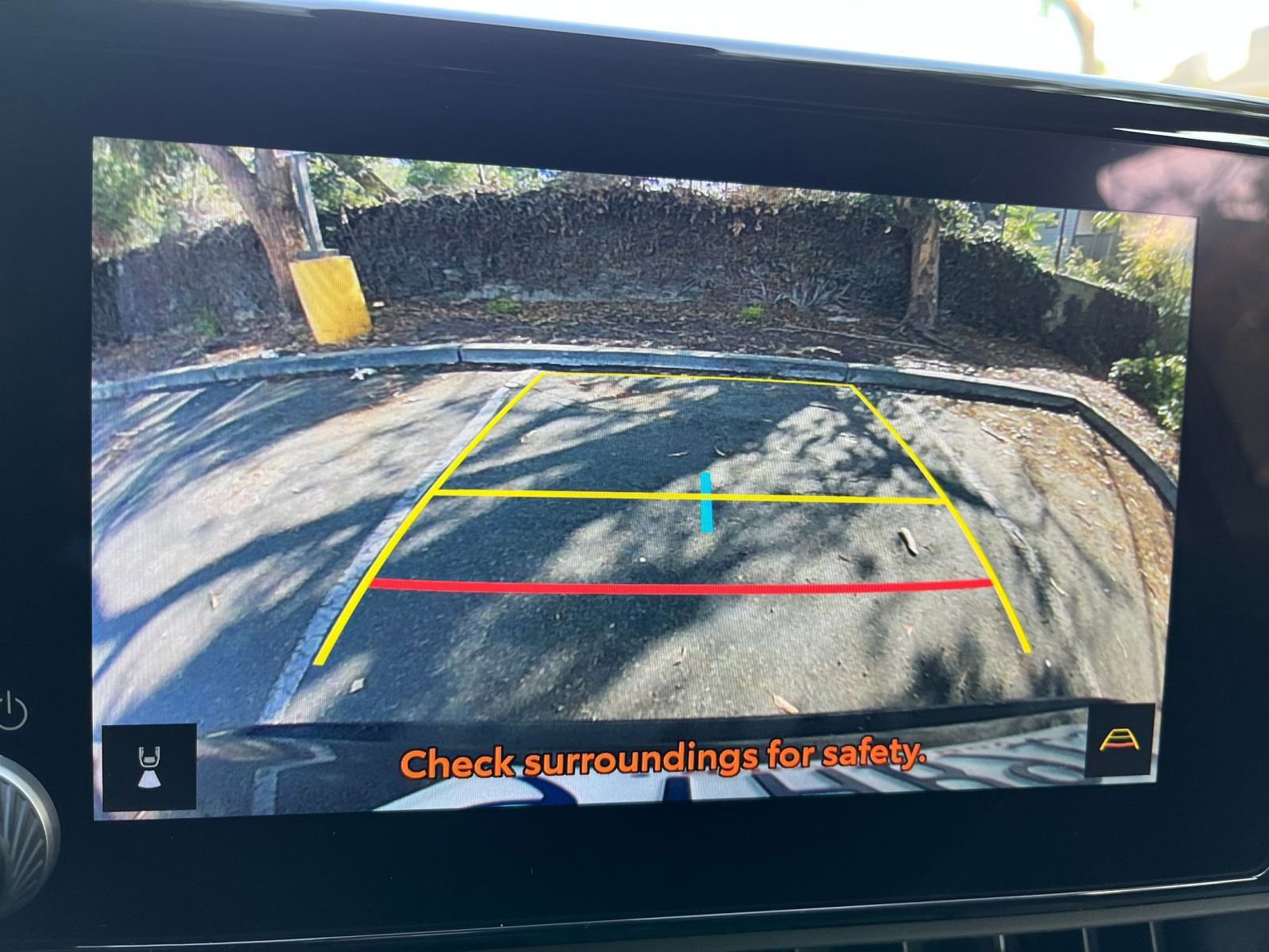 Used 2025 Toyota RAV4 XLE image 17