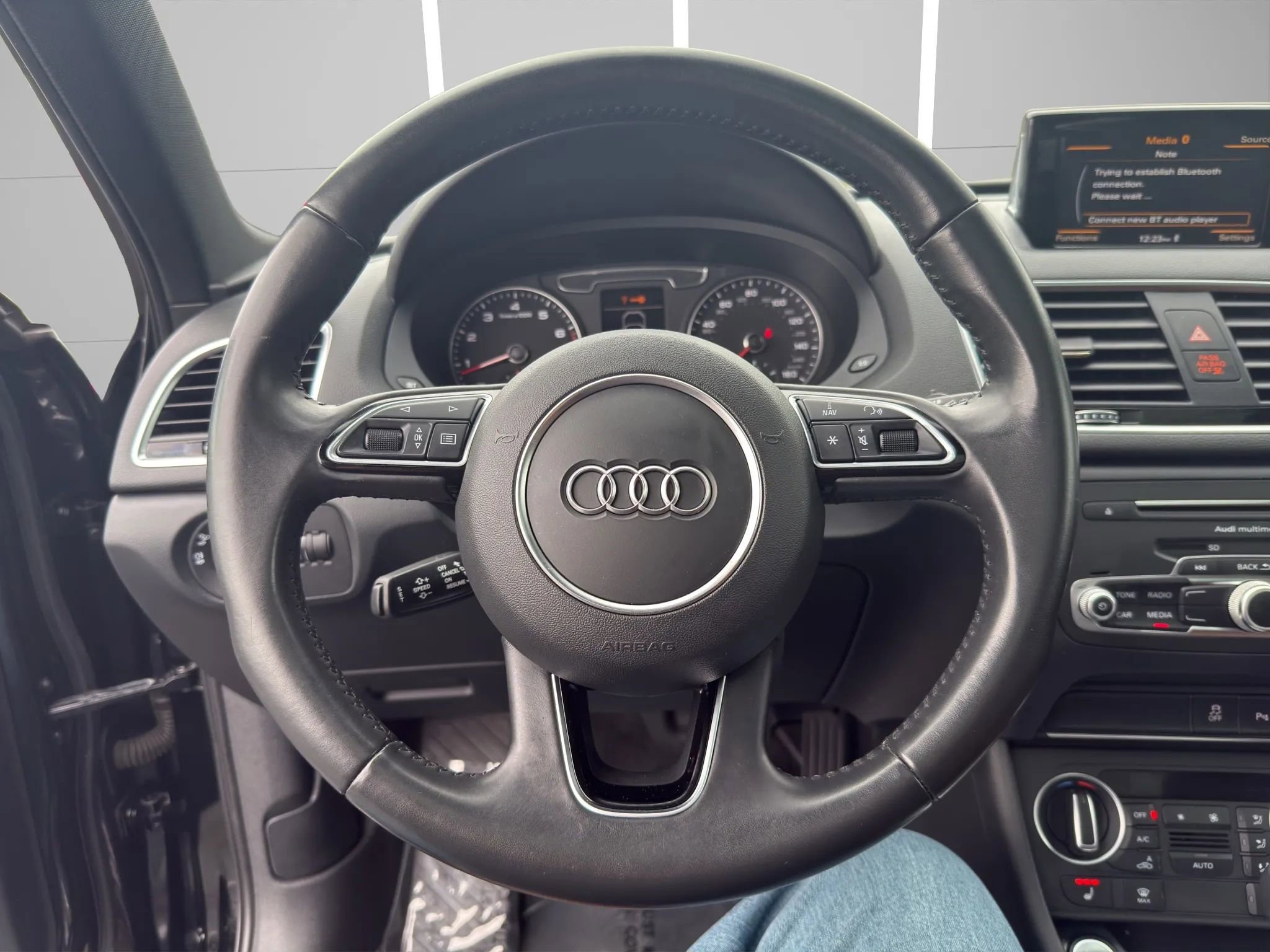 Used 2018 Audi Q3 2.0T Premium AWD/4WD image 16