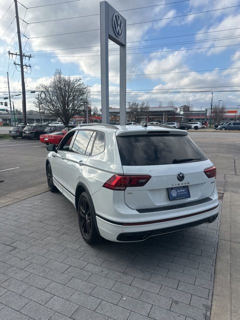 Used 2022 Volkswagen Tiguan SE R-Line image 15