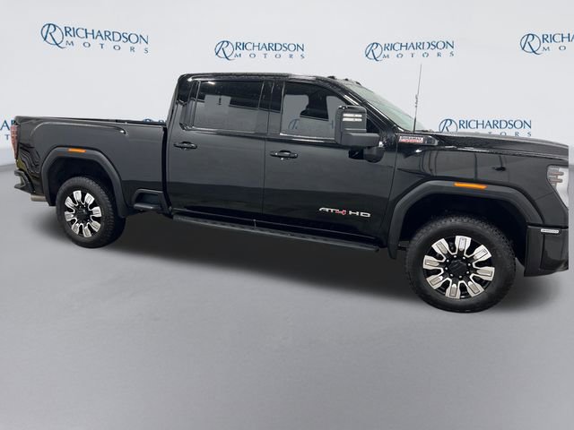Used 2025 GMC Sierra 2500 AT4 w/ AT4 Premium Plus Package image 7