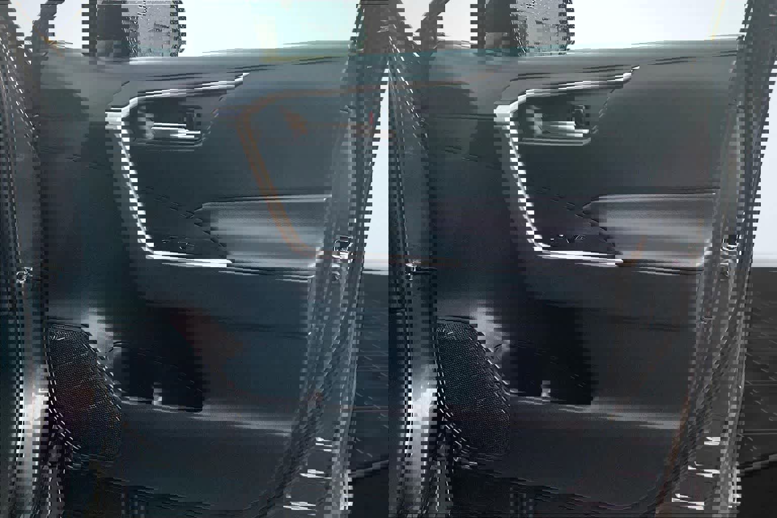 Used 2024 Toyota RAV4 XLE w/ Convenience Package image 29