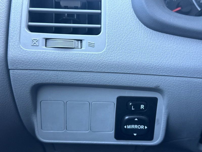 Used 2009 Toyota Corolla image 27