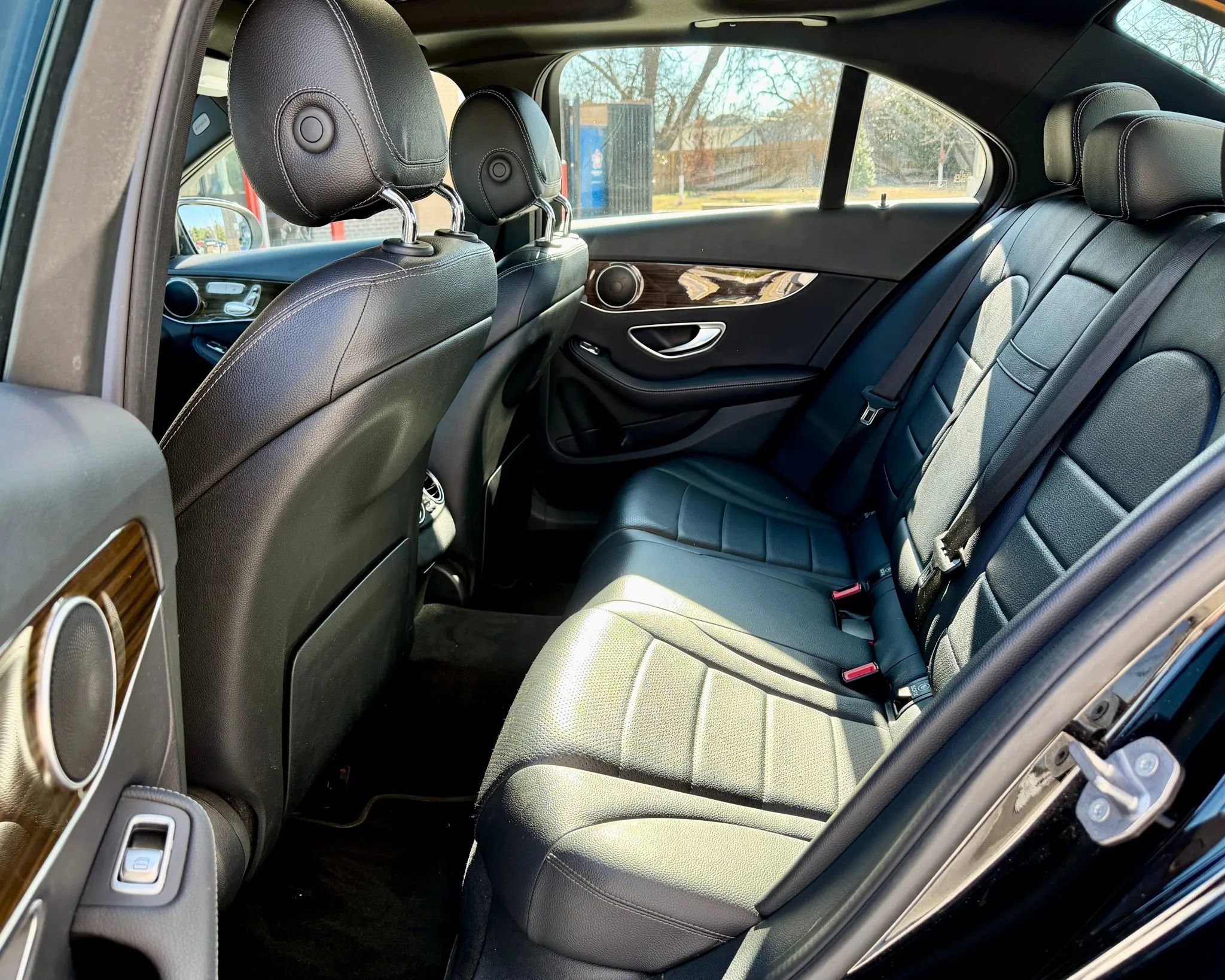 Used 2018 Mercedes-Benz C 300 Sedan w/ Premium Package image 19
