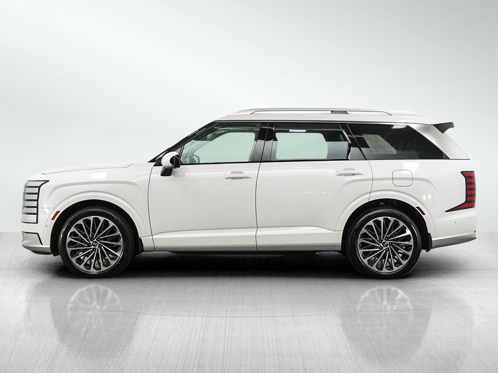 Used 2026 Hyundai Palisade Calligraphy AWD/4WD image 2