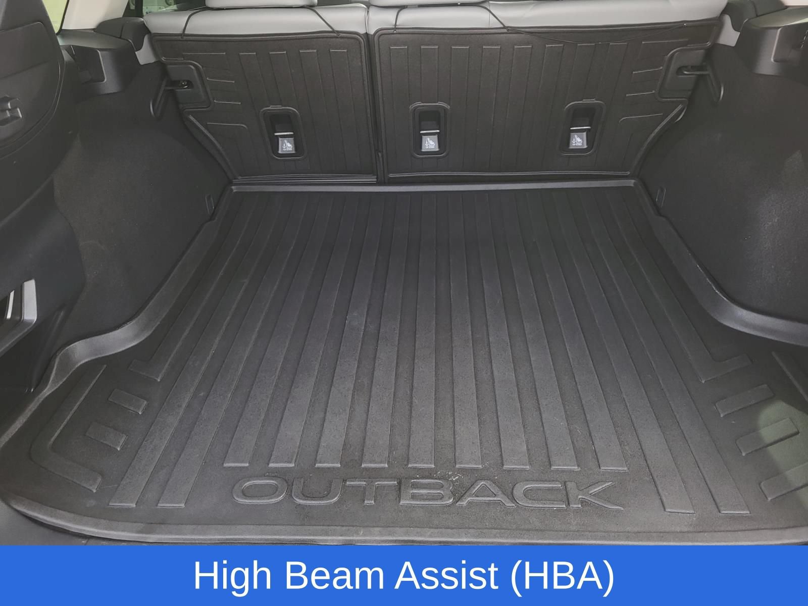 Used 2018 Subaru Outback 3.6R Limited AWD/4WD image 13