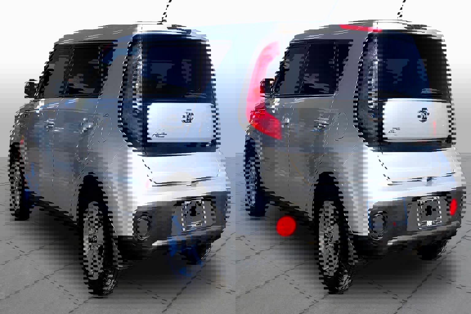 Used 2018 Kia Soul image 12