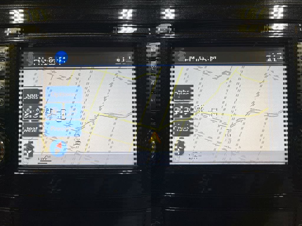 Used 2016 Nissan Rogue SV w/ SV Premium Package image 23