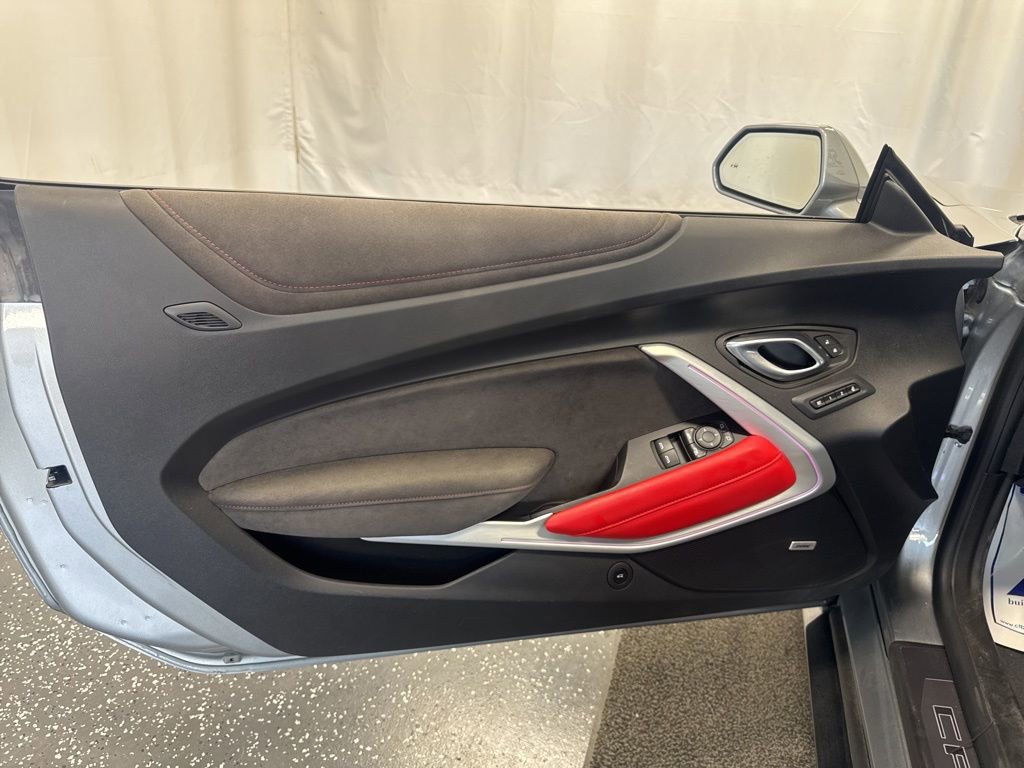 Used 2023 Chevrolet Camaro ZL1 image 9