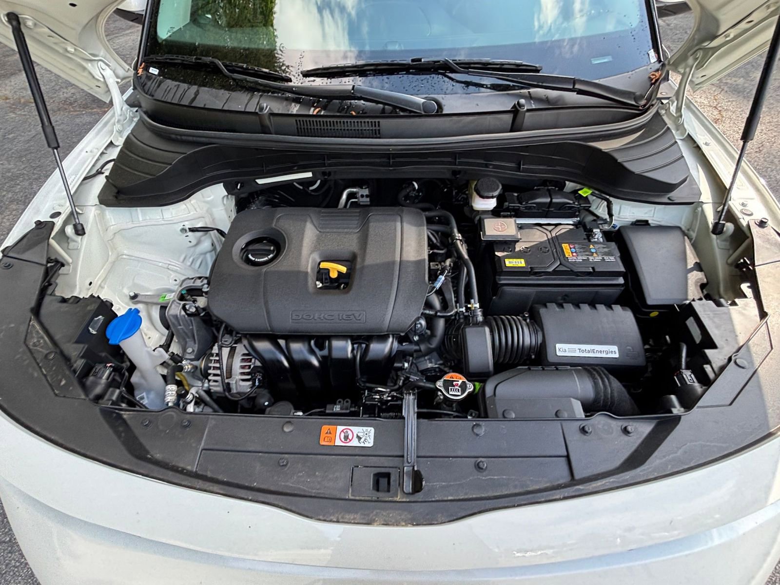 Used 2025 Kia Soul LX w/ LX Technology Package FWD image 32