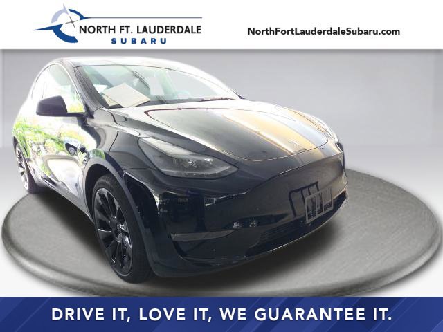 Used 2025 Tesla Model Y Long Range AWD/4WD image 1