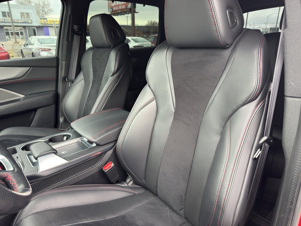 Used 2023 Acura MDX A-Spec image 11