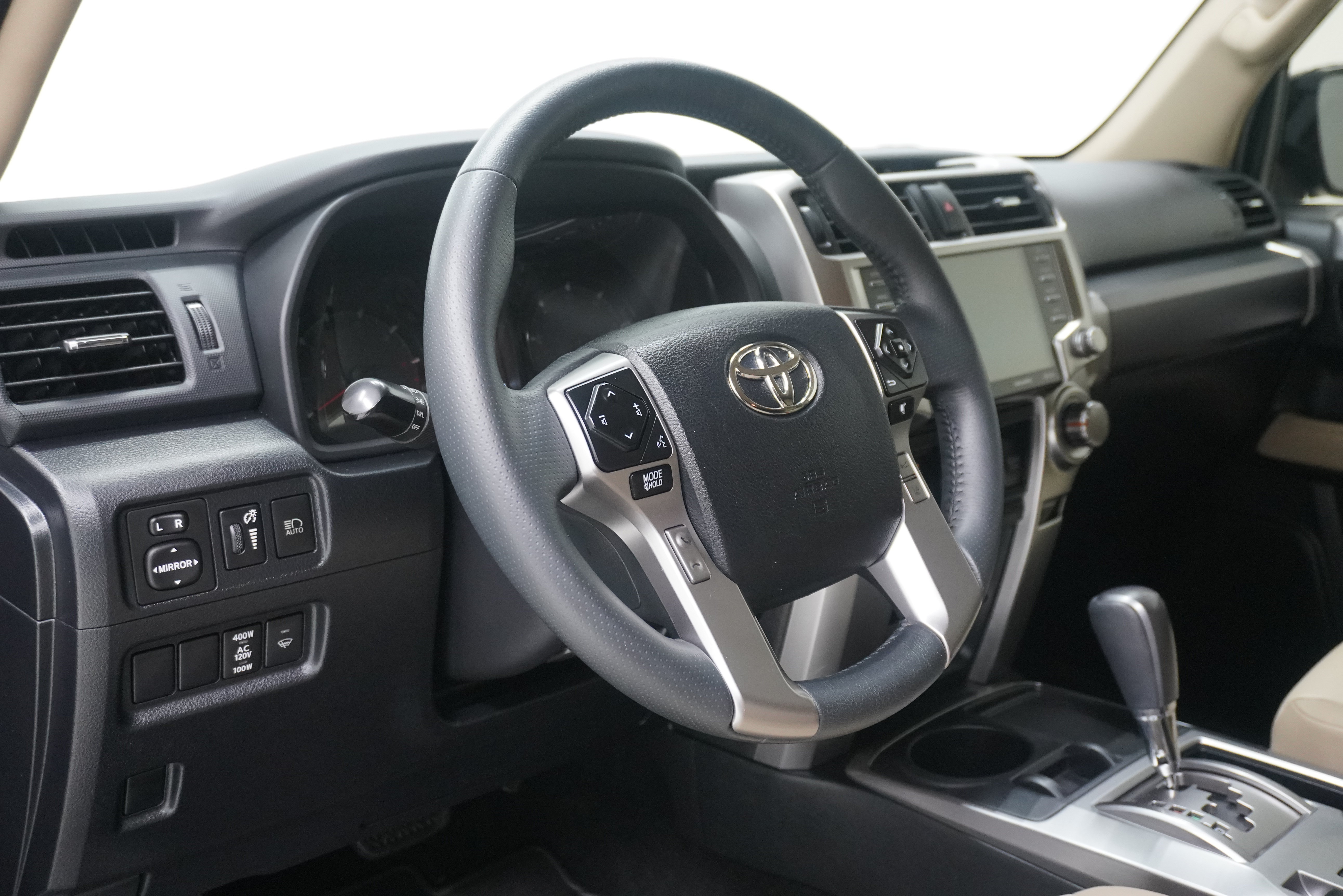 Used 2022 Toyota 4Runner SR5 Premium w/ Moonroof Package RWD image 11