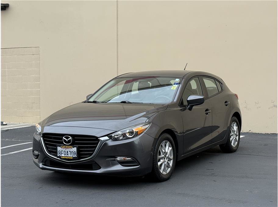 Used 2017 MAZDA MAZDA3 Sport image 4