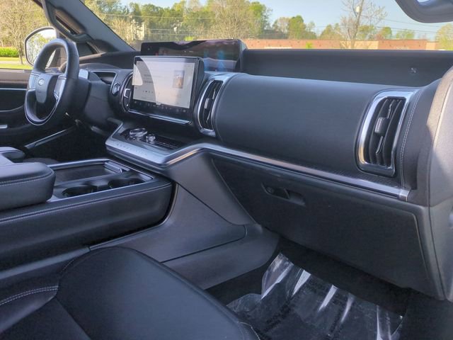 Used 2025 Ford Expedition Max Platinum w/ Stealth Performance Package image 35