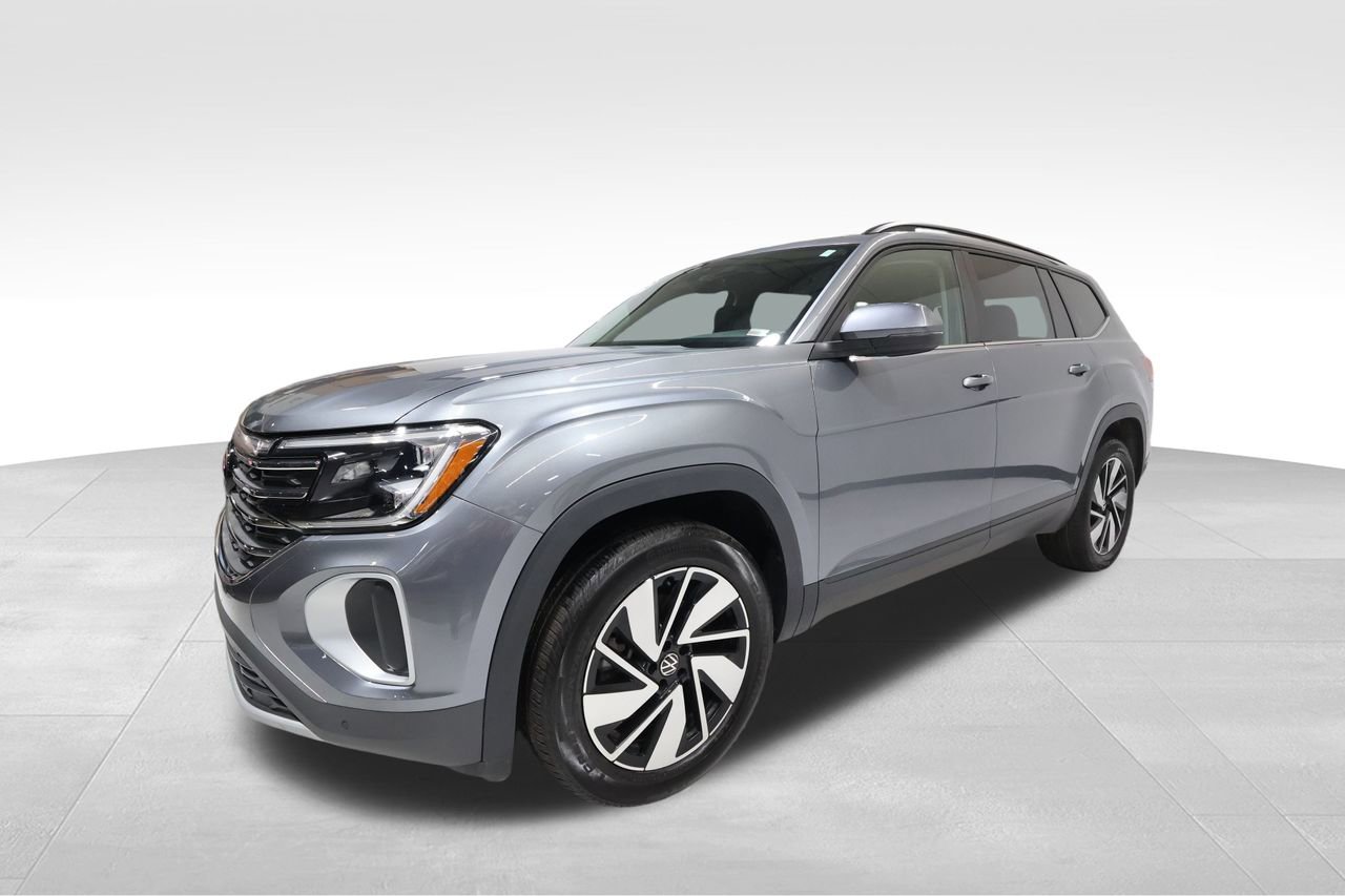 Used 2025 Volkswagen Atlas SE image 8