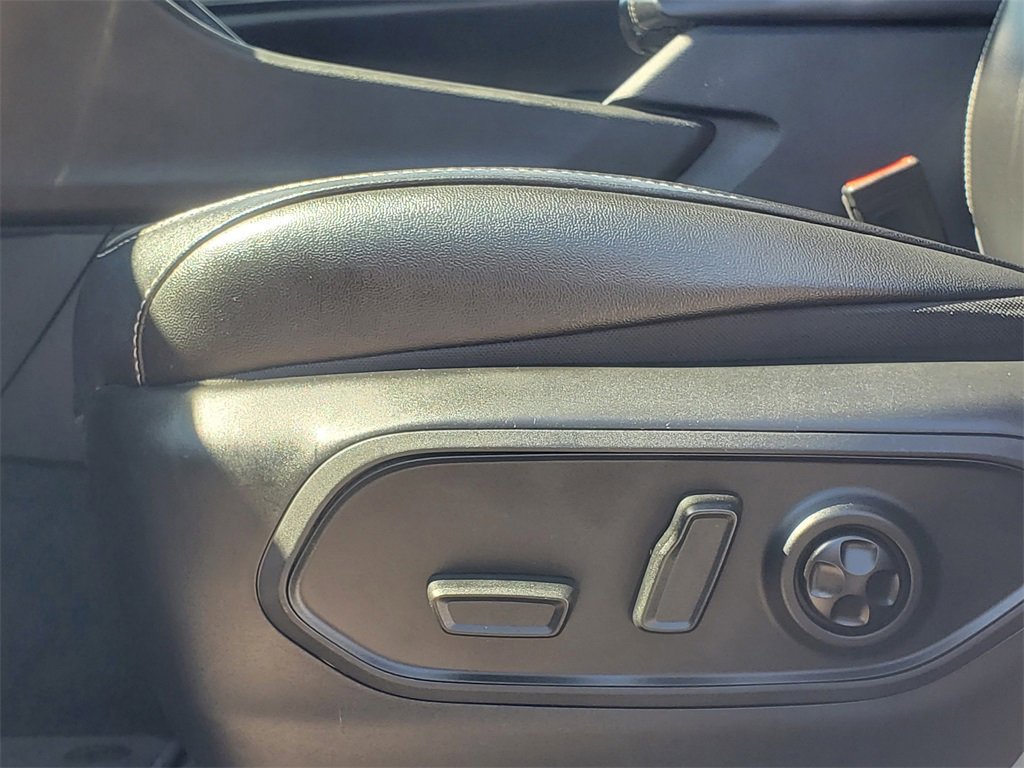 Used 2024 Jeep Grand Cherokee L Laredo image 13