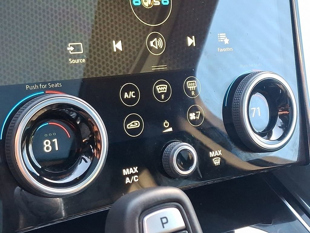 Used 2021 Land Rover Range Rover Sport HSE Silver Edition image 16