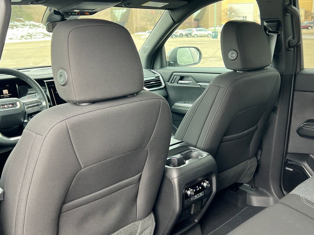 New 2025 GMC Acadia Elevation image 33