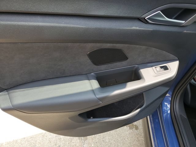New 2026 Volkswagen GTI SE FWD image 14