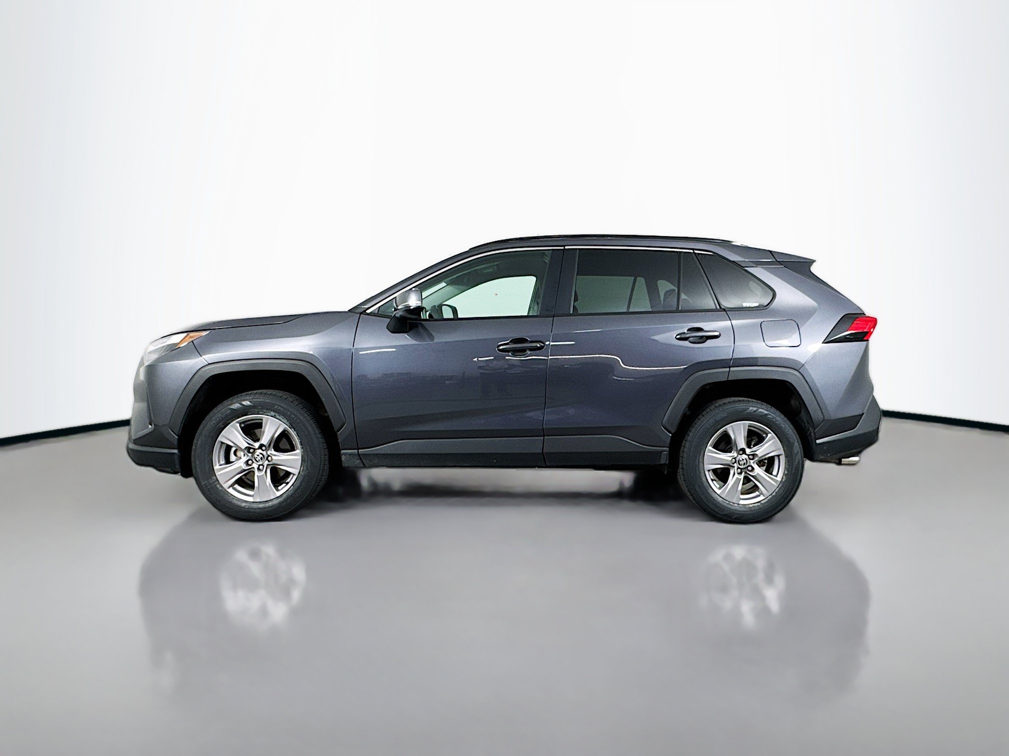Certified 2025 Toyota RAV4 XLE AWD/4WD image 4