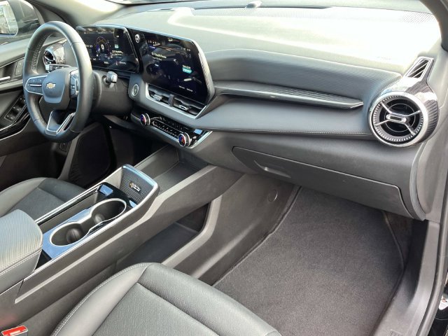 Used 2025 Chevrolet Equinox LT w/ Convenience Package II AWD/4WD image 23