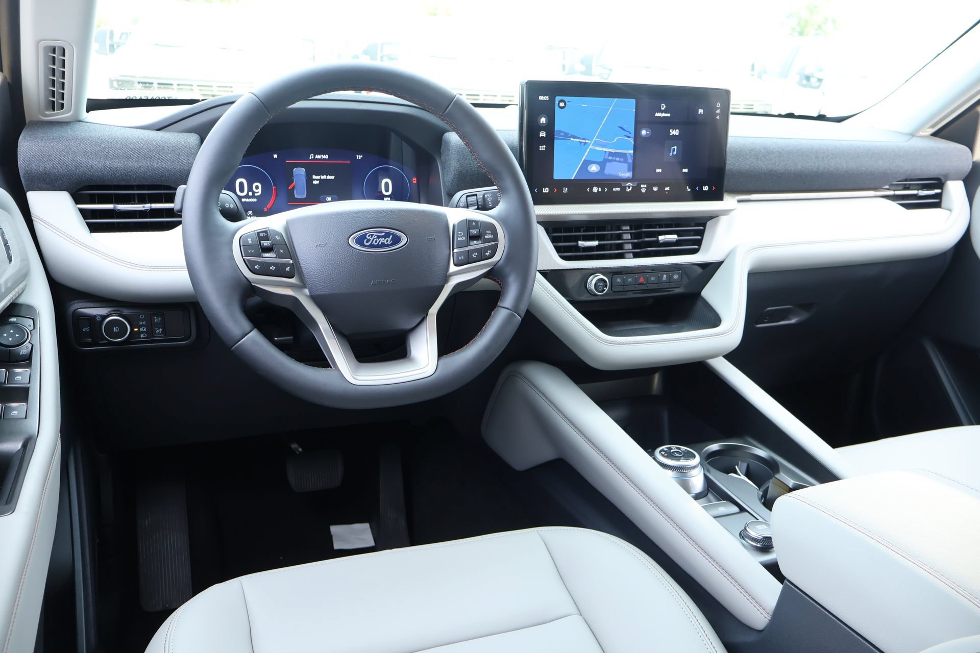New 2026 Ford Explorer Active w/ Active Comfort Package AWD/4WD image 2