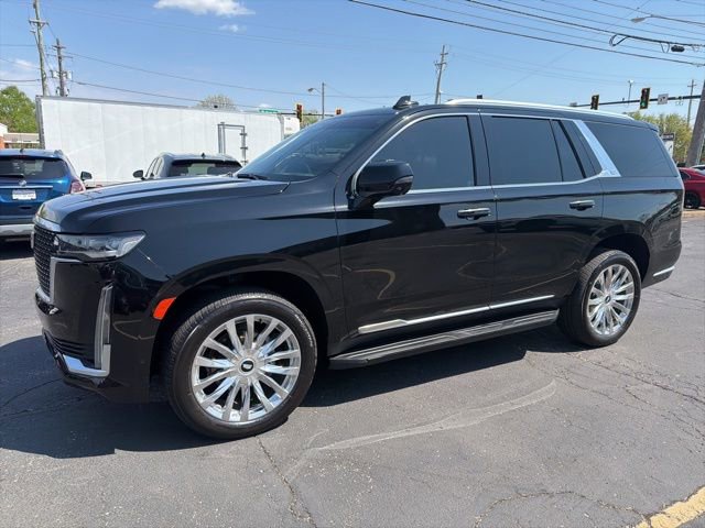 Used 2021 Cadillac Escalade Premium Luxury image 3