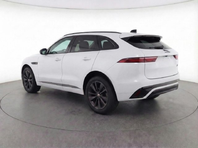 Certified 2026 Jaguar F-PACE R-Dynamic S AWD/4WD image 31