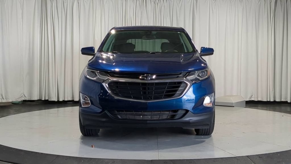 Used 2020 Chevrolet Equinox LT w/ Driver Convenience Package FWD image 3